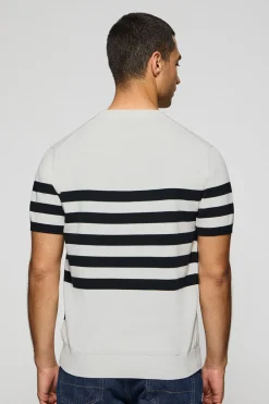 Jersey beige de manga corta a rayas con escudo náutico