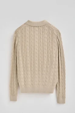Jersey beige de punto trenzado en mezcla de lana con cuello polo y bordado Rigby Go