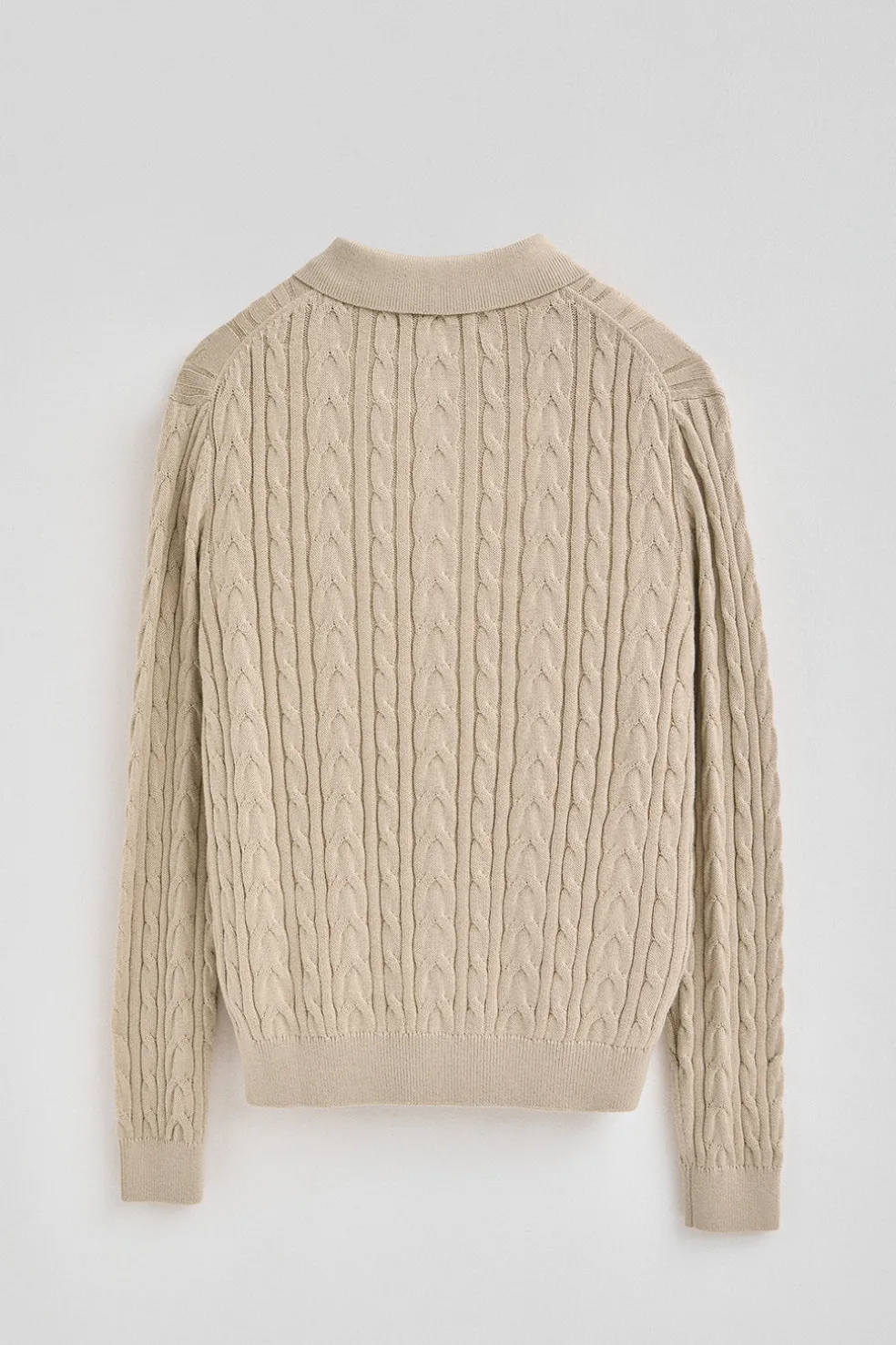 Jersey beige de punto trenzado en mezcla de lana con cuello polo y bordado Rigby Go