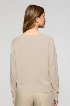 Jersey beige en cuello v de algodón y lino con monograma bordado