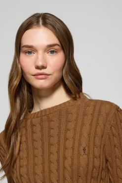 Jersey color camel trenzado de cuello redondo y bordado Rigby Go