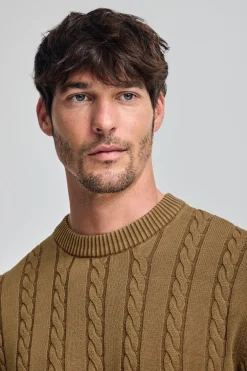 Jersey color camel trenzado garment dye con logo bordado