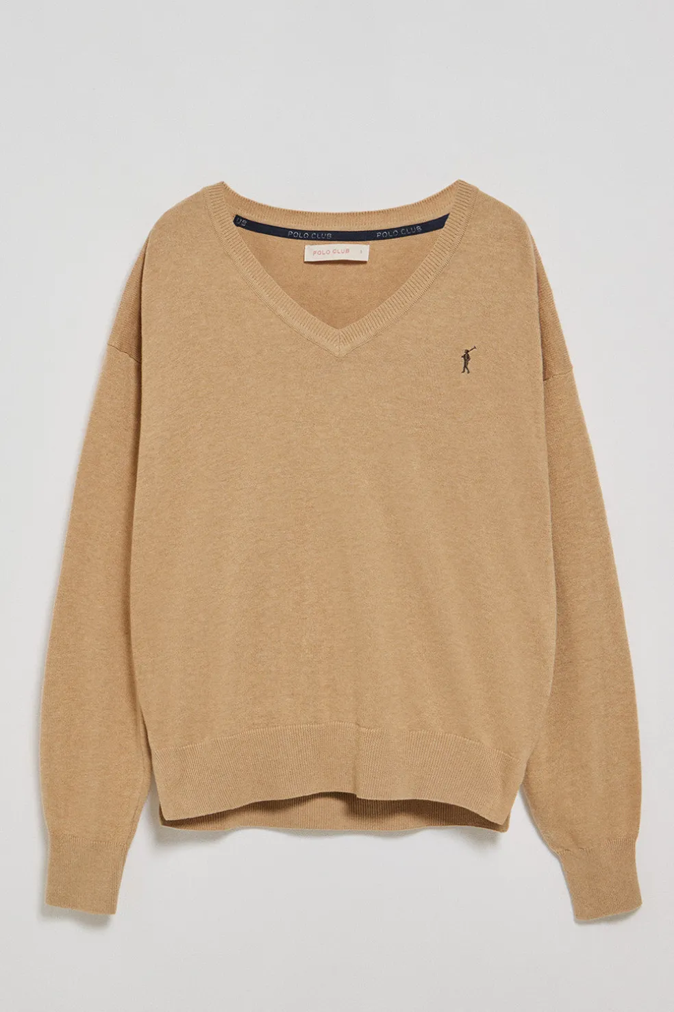 Jersey color caramelo vigoré de punto con cuello de pico y logo bordado Rigby Go