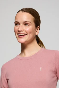 Jersey rosa empolvado de punto con cuello redondo de manga corta y bordado Rigby Go