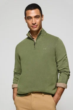 Jersey verde claro de media cremallera garment dye con logo bordado