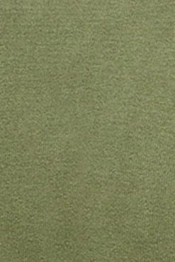Jersey verde claro de media cremallera garment dye con logo bordado