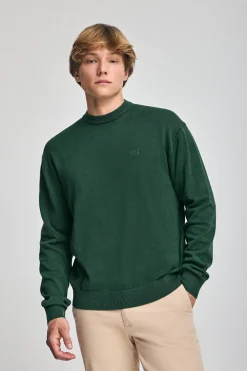 Jersey verde esmeralda garment dye de cuello redondo y logo bordado
