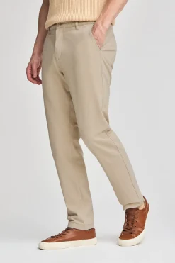 Pantalón chino Vanya color beige con bordado Polo Club
