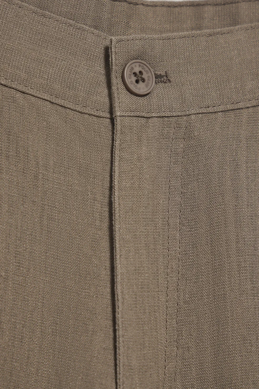 Pantalón color taupe Deia de algodón y lino con detalles Polo Club