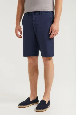 Pantalón corto azul marino Relaxed fit con logo bordado