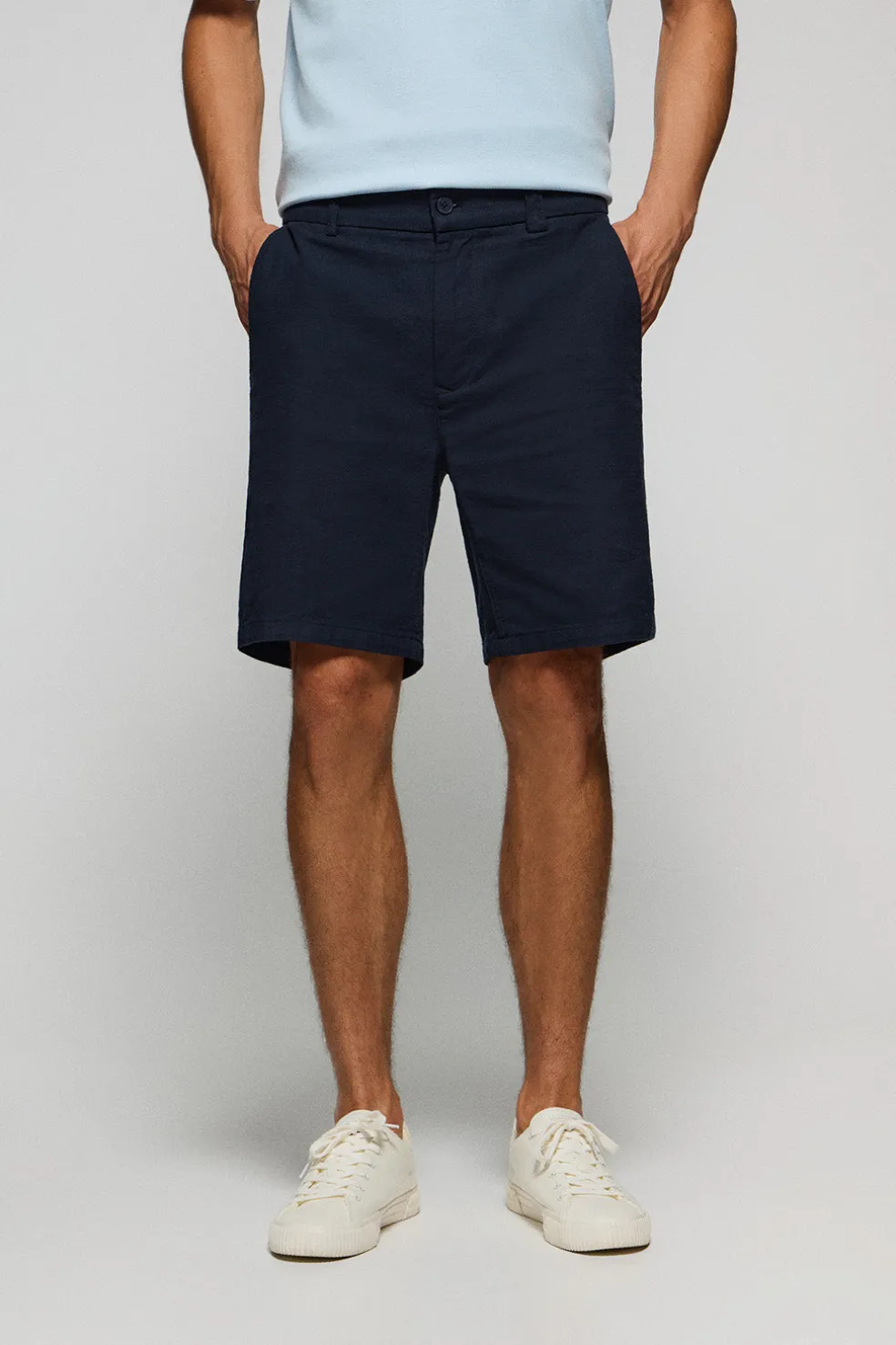Pantalón corto Bali de lino y algodón azul marino con detalles bordados Polo Club