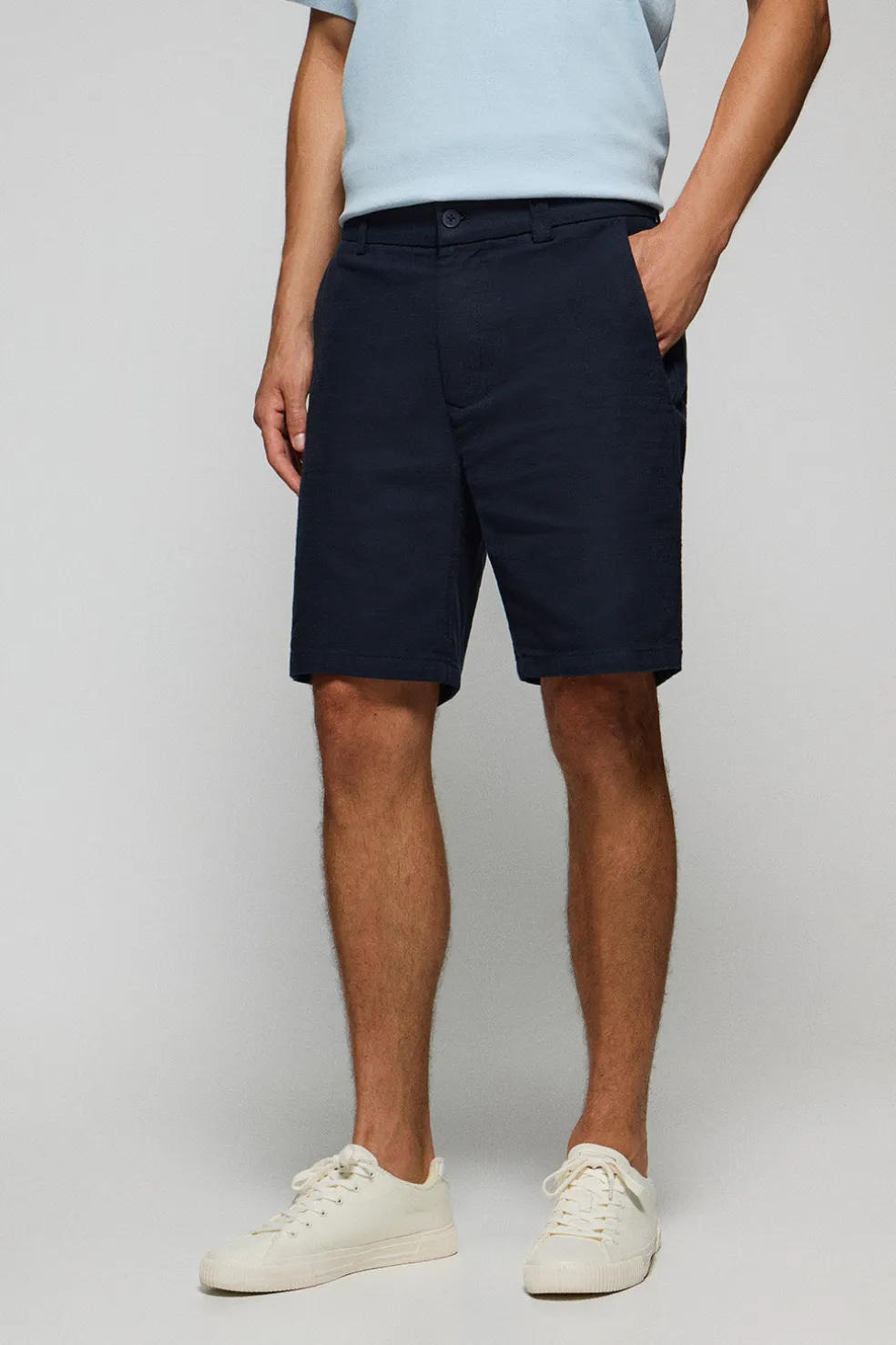 Pantalón corto Bali de lino y algodón azul marino con detalles bordados Polo Club