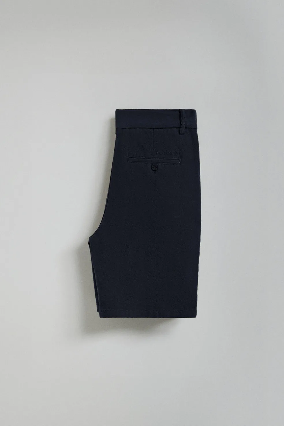 Pantalón corto Bali de lino y algodón azul marino con detalles bordados Polo Club