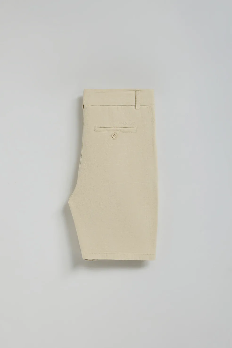 Pantalón corto Bali de lino y algodón color arena con detalles bordados Polo Club