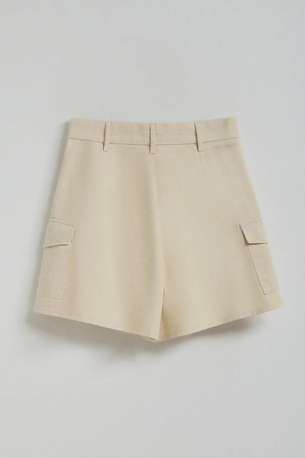 Pantalón corto de sarga Menfis color arena con detalles Polo Club