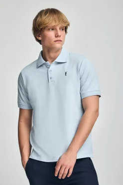 Polo azul claro de manga corta y tres botones con logo bordado Rigby Go