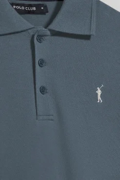 Polo azul denim de manga corta y tres botones con logo bordado Rigby Go
