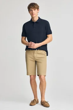 Polo azul marino de algodón y lino con dos botones y monograma bordado