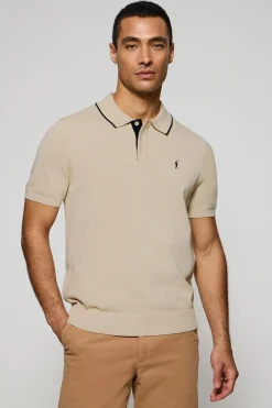 Polo beige de punto con botones y bordado Rigby Go