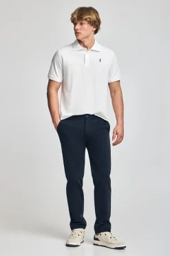Polo blanco de manga corta y tres botones con logo bordado Rigby Go