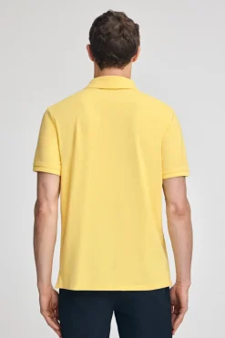 Polo color amarillo claro de piqué de manga corta y bordado Rigby Best