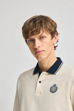 Polo color crudo de manga larga Anchor con detalle náutico