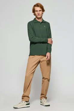 Polo de manga larga de tres botones en verde con logo Rigby Go