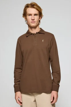 Polo de manga larga de tres botones en marrón con logo Rigby Go
