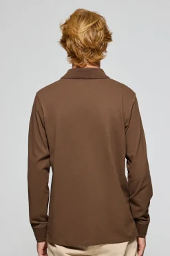 Polo de manga larga de tres botones en marrón con logo Rigby Go