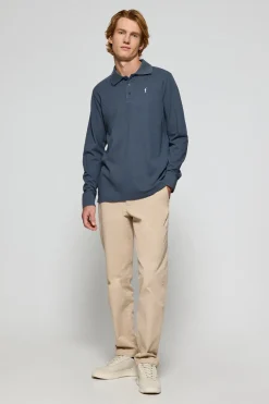 Polo de manga larga de tres botones en azul denim con logo Rigby Go