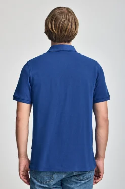 Polo Nautic azul royal con detalle de parche naútico en el pecho