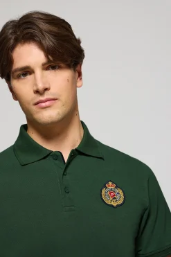 Polo Nautic verde con detalle de parche naútico en el pecho