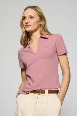 Polo Pedraza sin botones rosa empolvado con logo engomado Polo Club