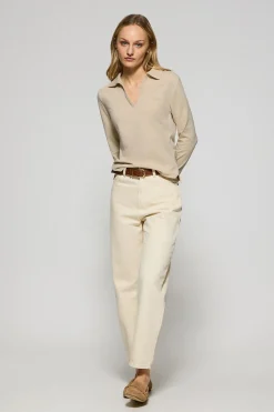 Polo Pia beige sin botones con logo Polo Club engomado