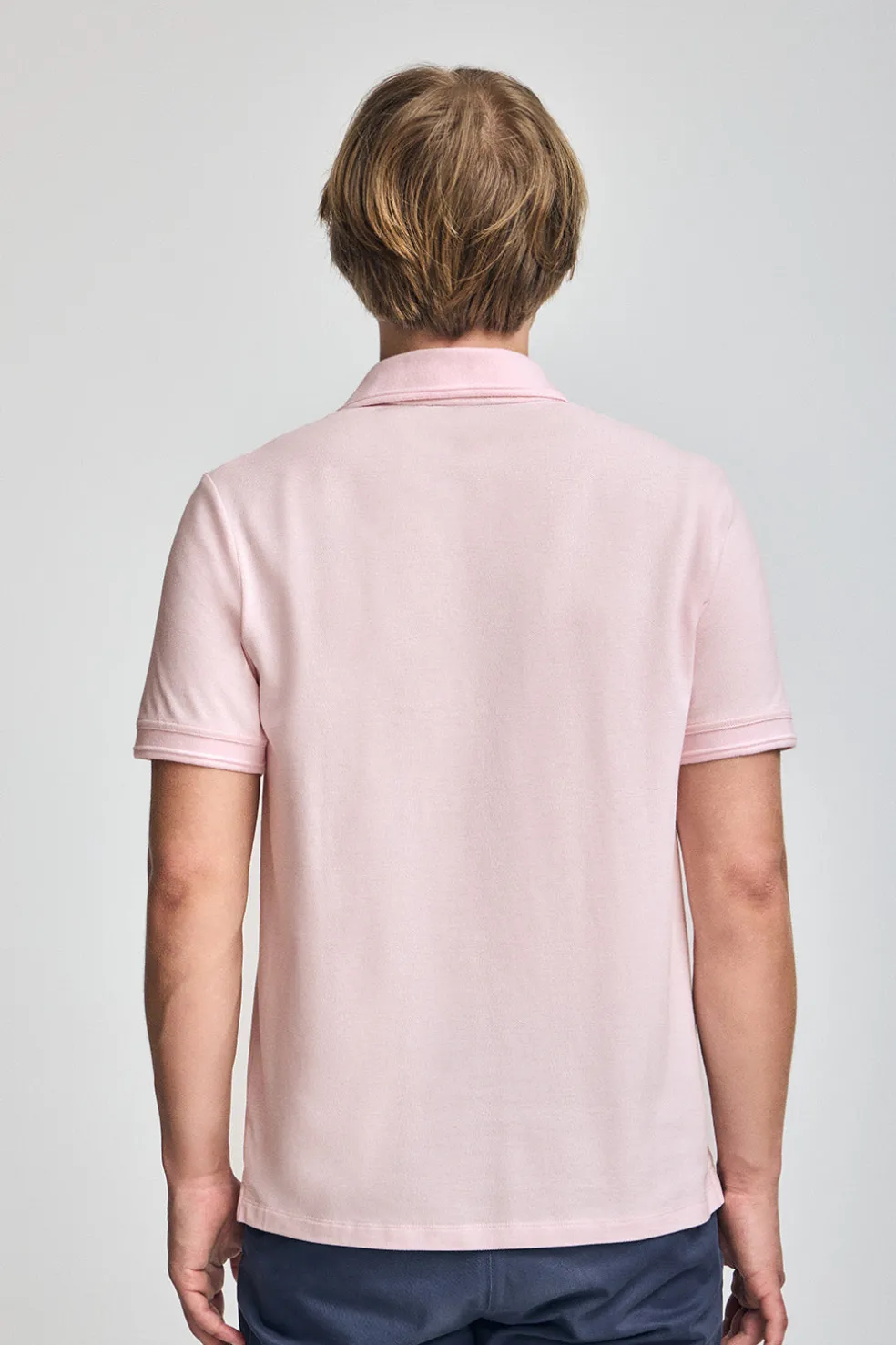 Polo rosa de manga corta y tres botones con logo bordado Rigby Go