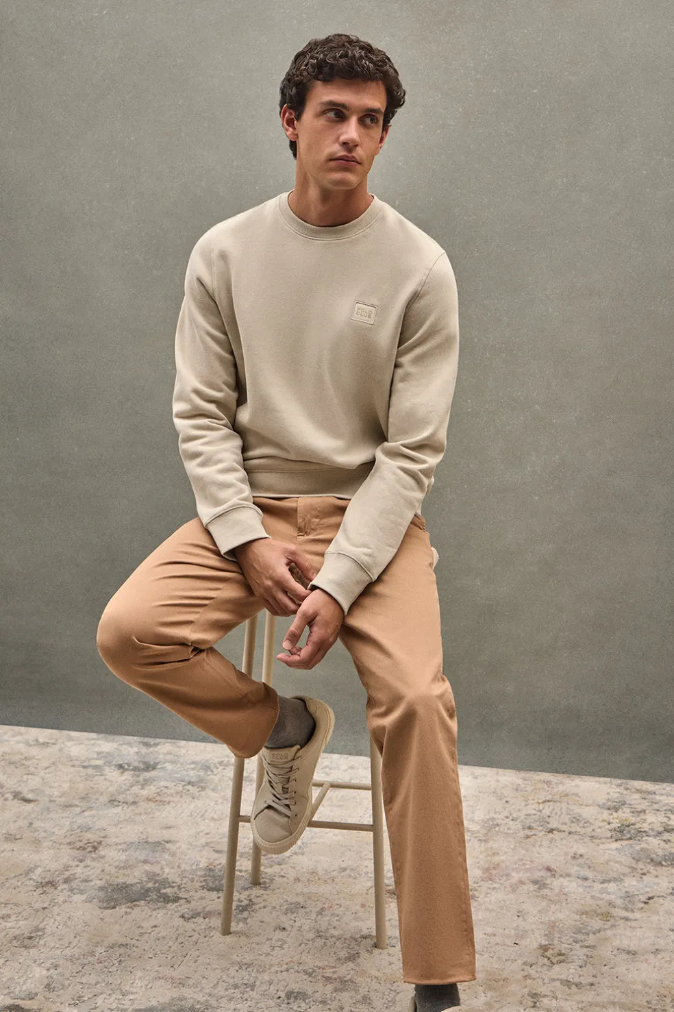 Sudadera beige de corte relajado con logo Polo Club