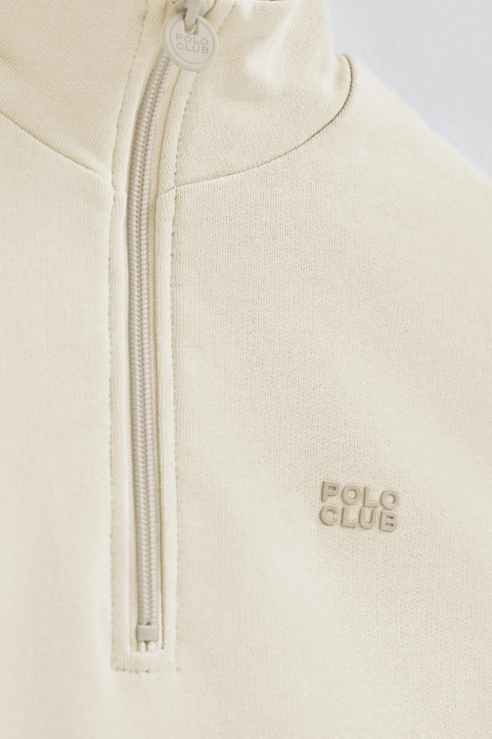 Sudadera color crudo boxy fit con logo engomado Polo club