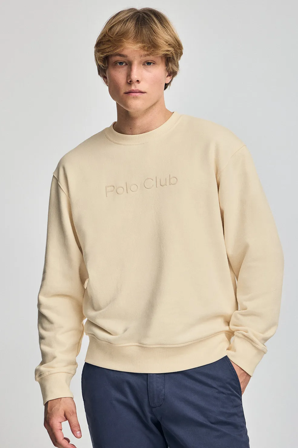 Sudadera color crudo oversize de cuello redondo con logo Minimal Combo