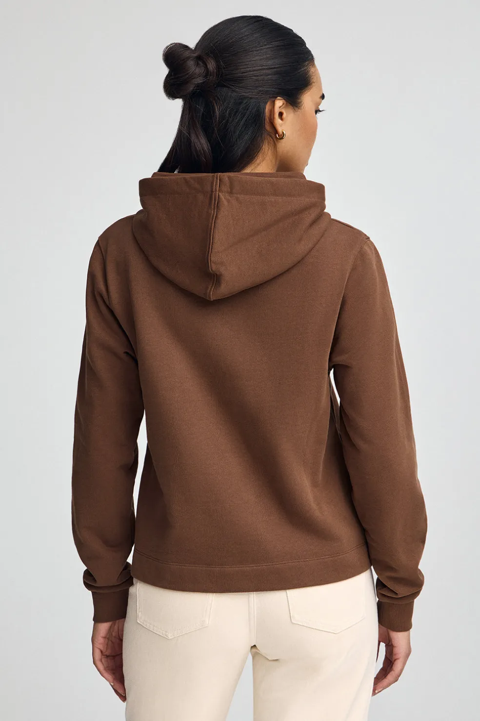 Sudadera color moca con capucha y logo Rigby Go