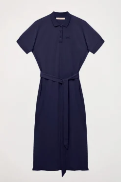 Vestido azul marino con manga dolman y bordado al tono