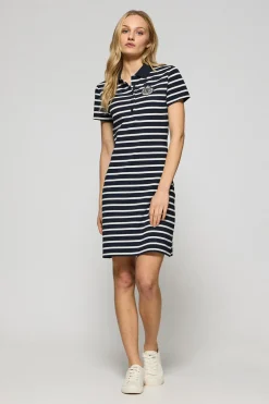 Vestido azul marino de rayas y cuello de polo con parche náutico