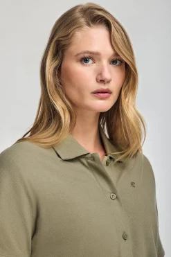Vestido verde abotonado con bordado PC