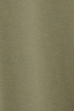 Vestido verde abotonado con bordado PC